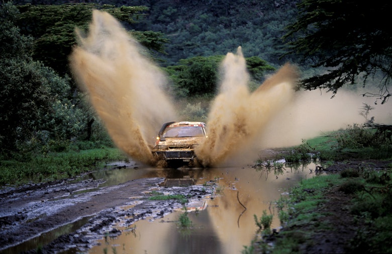 Tommi Makinen / Seppo Harjanne - Mistubishi Lancer Evo III - 1996 WRC Safari Rally