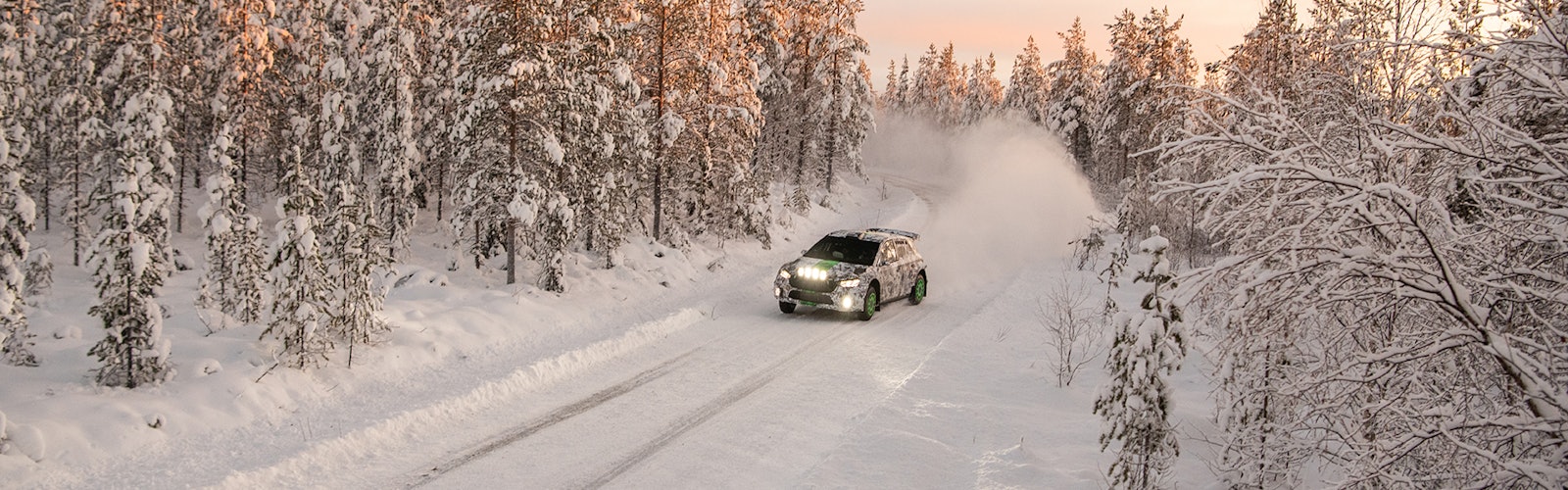 220217-SKODA-FABIA-Rally2-proves-itself-during-extreme-winter-test-2