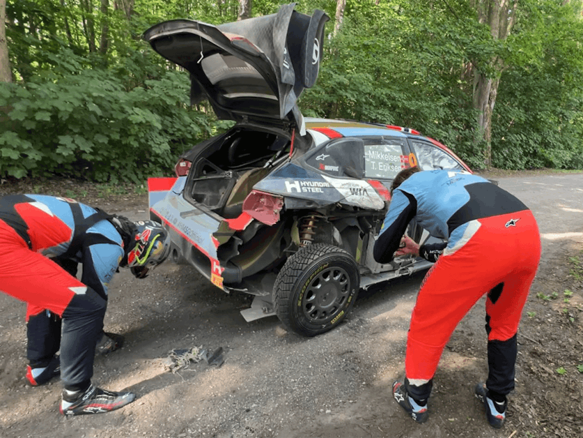 You are currently viewing Flat tire clouds Mikkelsen’s hopes of victory in Poland – DirtFish